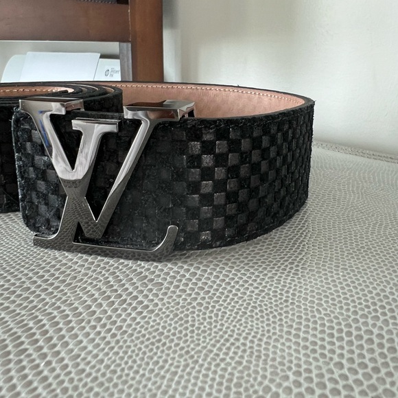 Louis Vuitton Black Checkered Leather Belt with Silver LV Buckle Size 120/48 - Picture 2 of 5